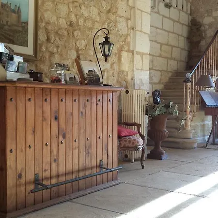 Bed & Breakfast Chateau De La Grave 4*