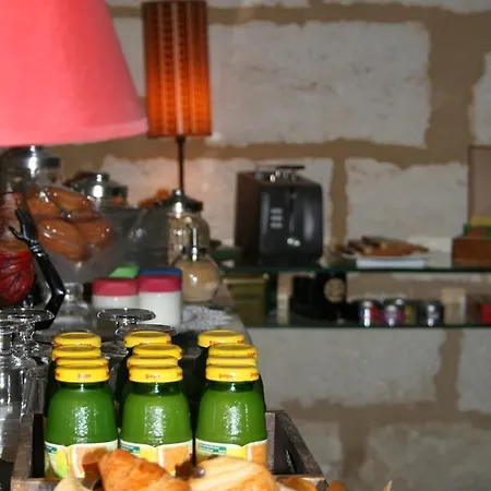 Chateau De La Grave Bed & Breakfast *
