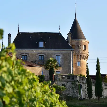 Chateau De La Grave 4*