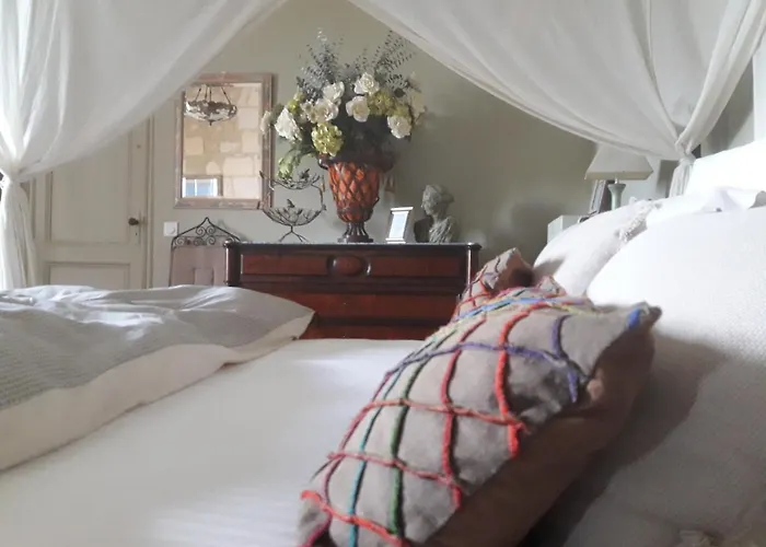 Chateau De La Grave Bed & Breakfast 4*