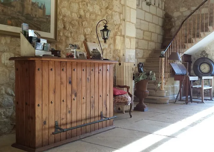 Bed & Breakfast Chateau De La Grave 4*